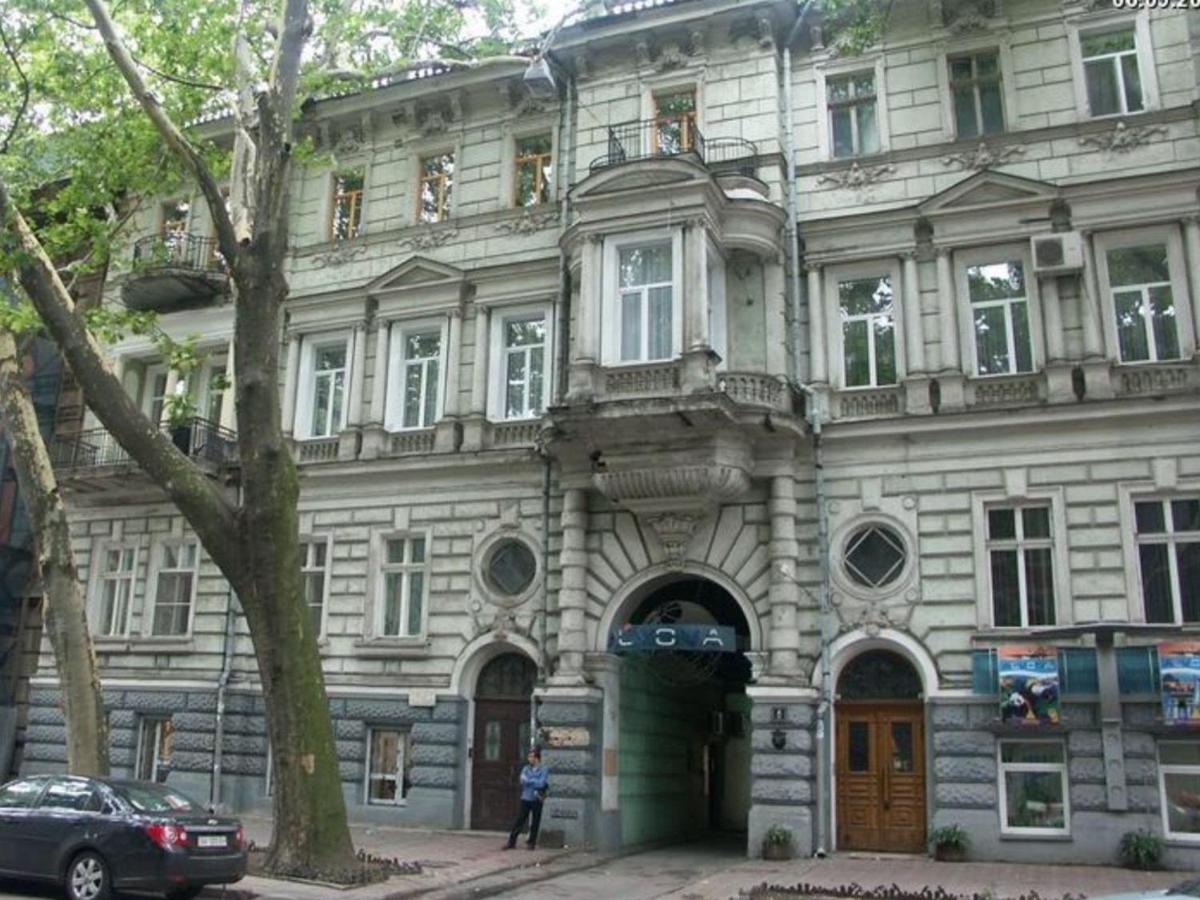Mini-Hotel In The Very Heart Of Odessa Eksteriør billede